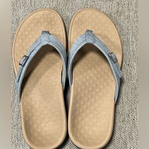Vionic sandals
